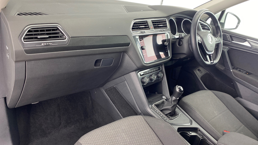 Volkswagen Tiguan Allspace 2.0 Tdi Match Dsg Grey #18