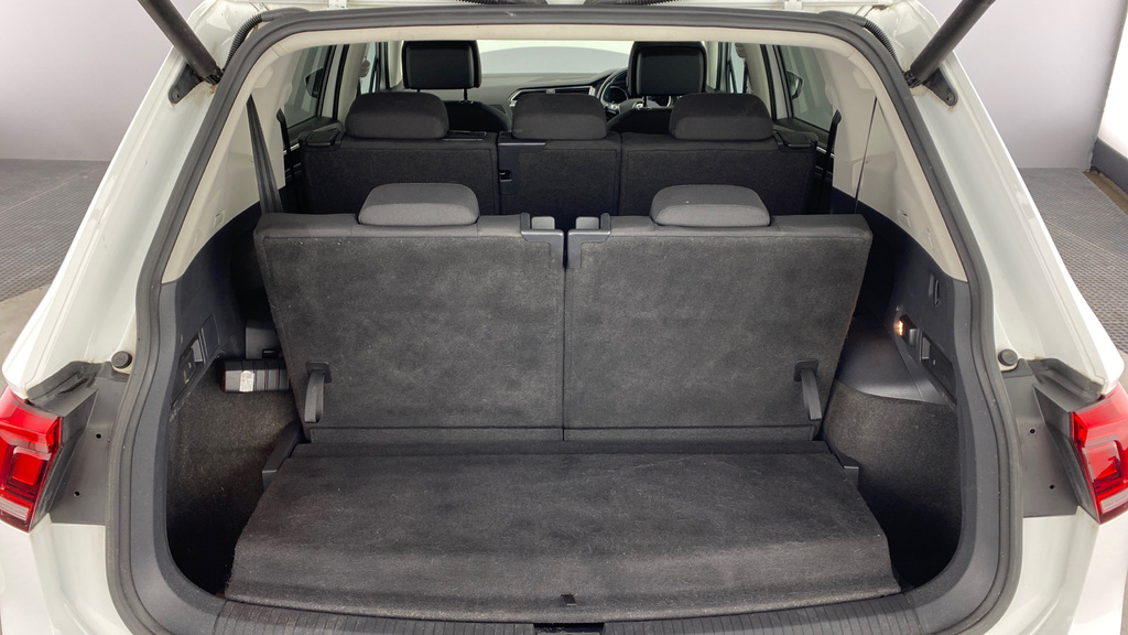 Volkswagen Tiguan Allspace 2.0 Tdi Match Dsg Grey #28