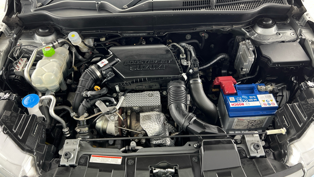 Suzuki Vitara Hatchback Black #27