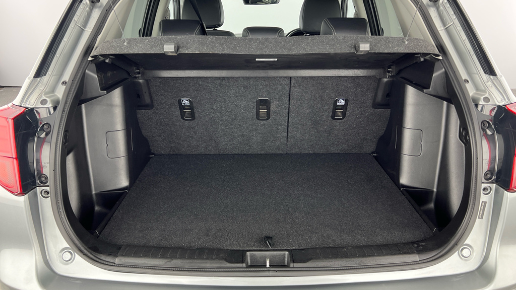 Suzuki Vitara Hatchback Black #26
