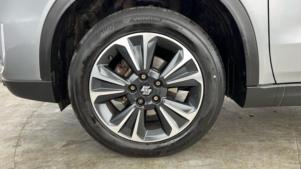 Suzuki Vitara Hatchback Black #28