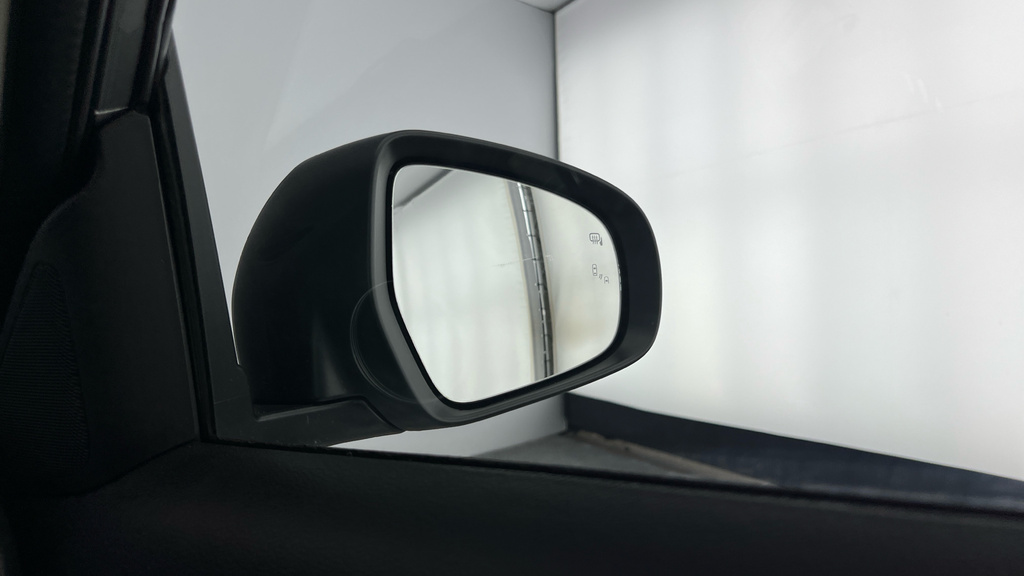 Suzuki Vitara Hatchback Black #16