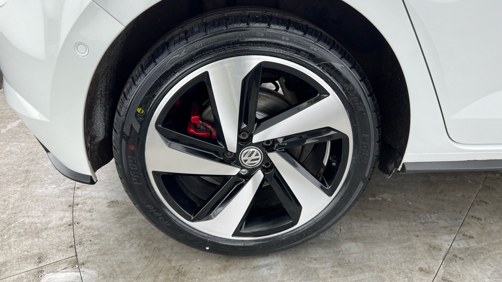 Volkswagen Polo Hatchback Black #27