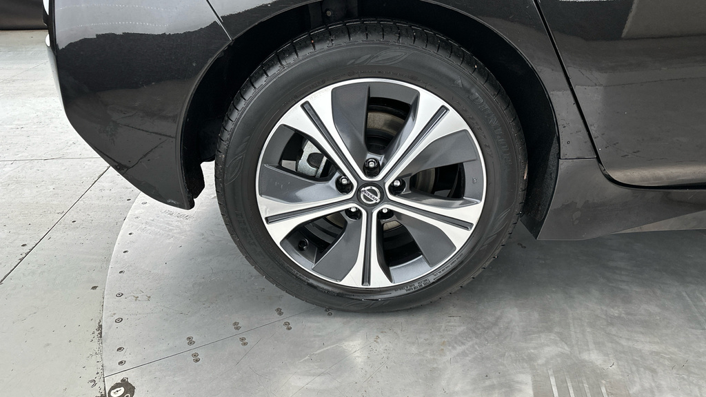 Nissan Leaf E Plus Tekna Red #25