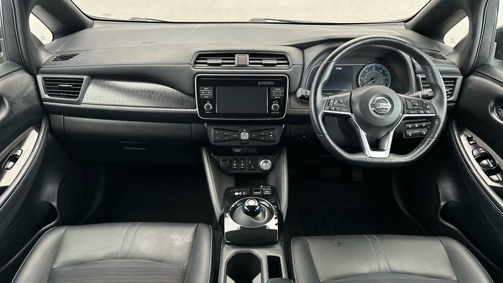 Nissan Leaf E Plus Tekna Red #13