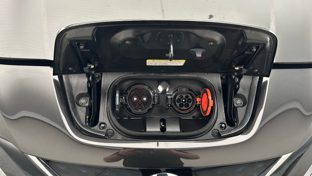 Nissan Leaf E Plus Tekna Red #27