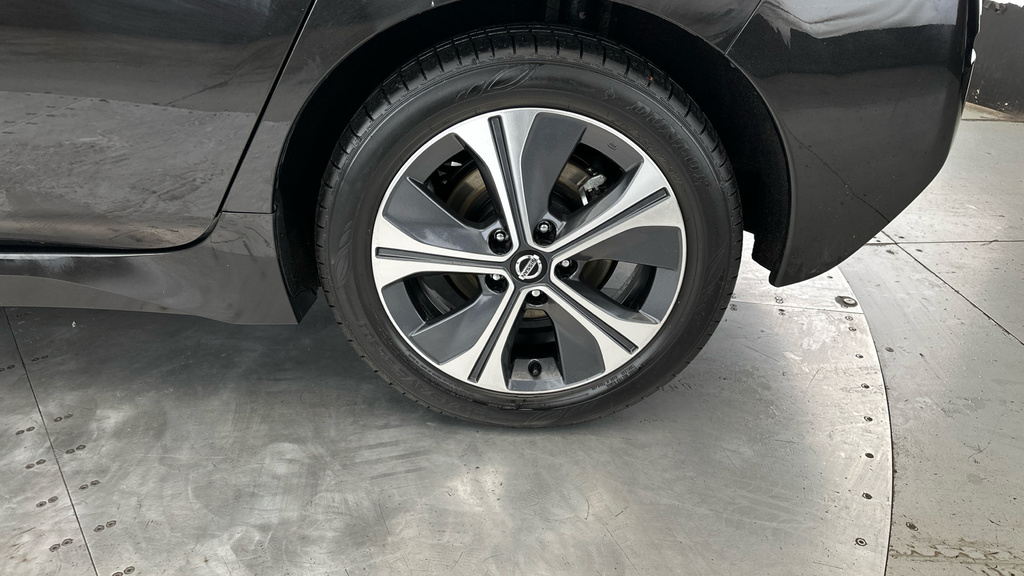 Nissan Leaf E Plus Tekna Red #24