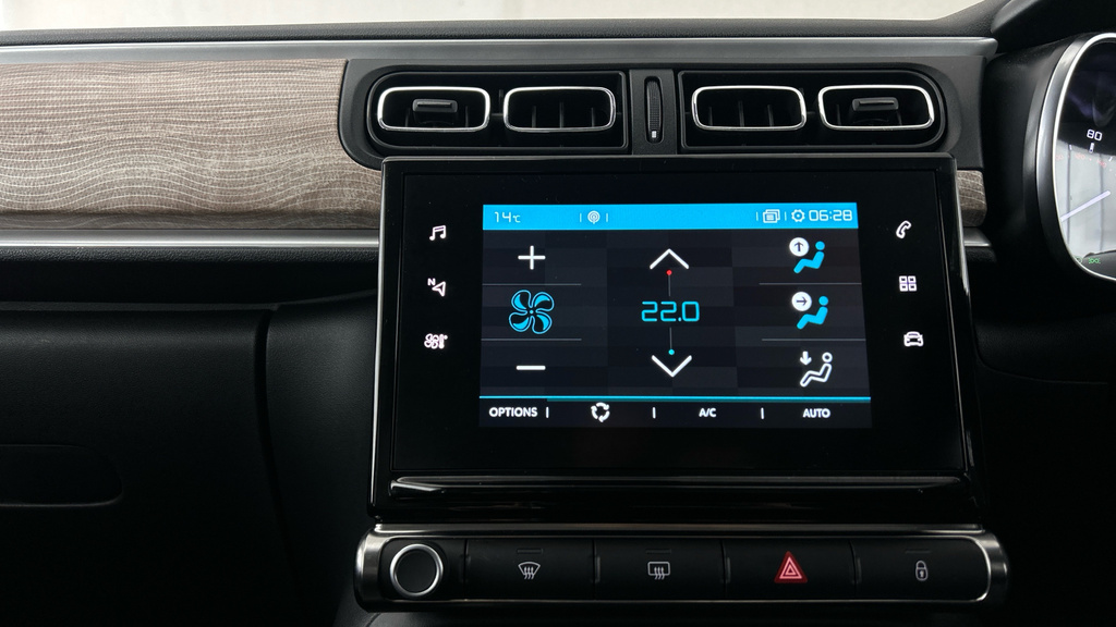 Citroen C3 1.2 Puretech 110 Max Eat6 White #13
