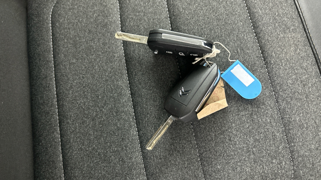 Citroen C3 1.2 Puretech 110 Max Eat6 White #28