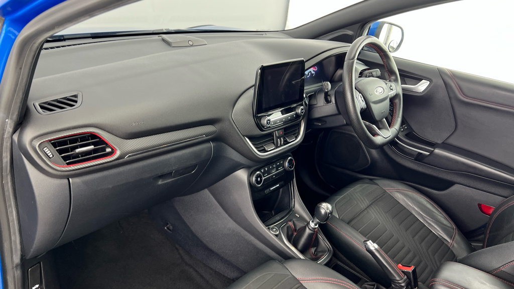 Ford Puma St-line White #10