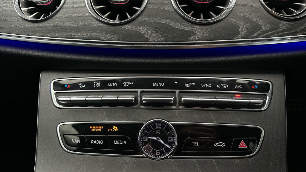 Mercedes-Benz CLS 2021 21 2.0  #17