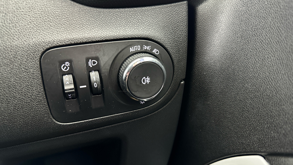 Vauxhall Crossland X Elite Blue #10