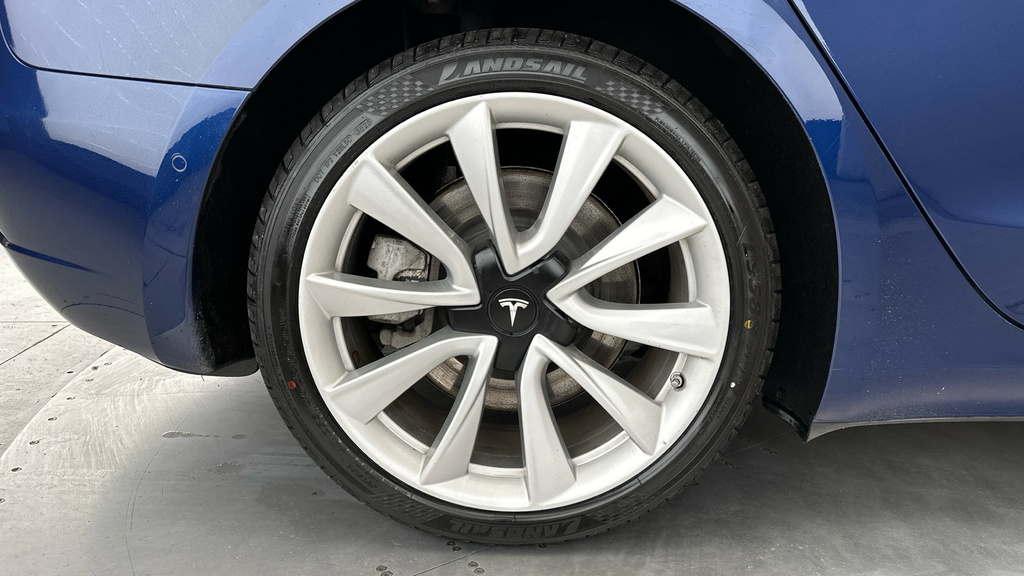 Tesla Model 3 Performance White #27