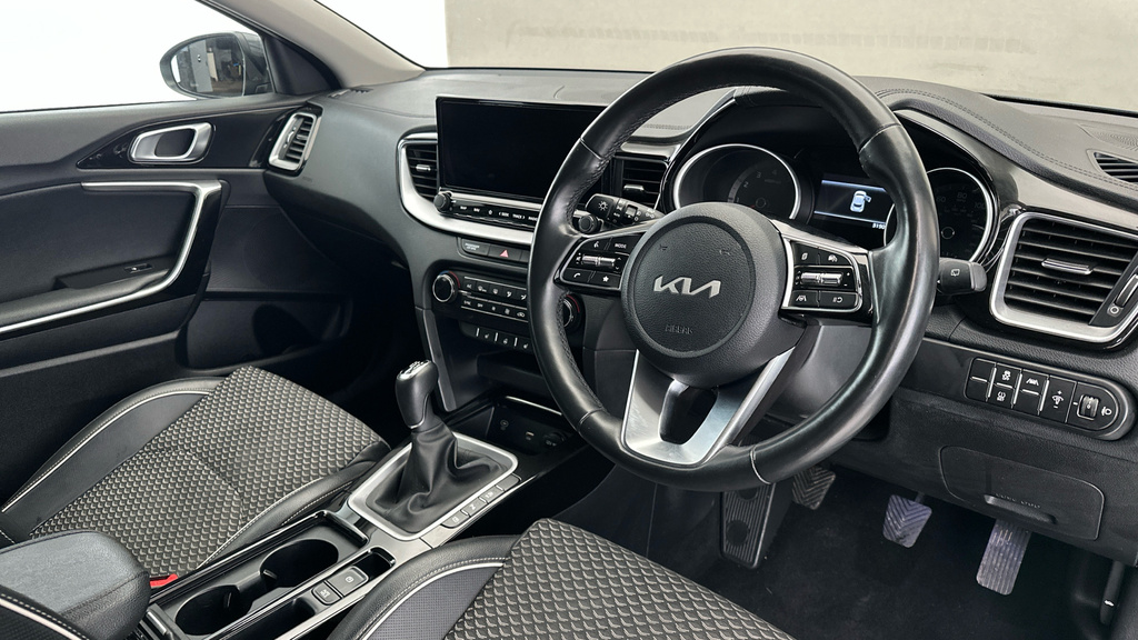 Kia Xceed 1.6 Gdi Phev 3 Dct Black #10