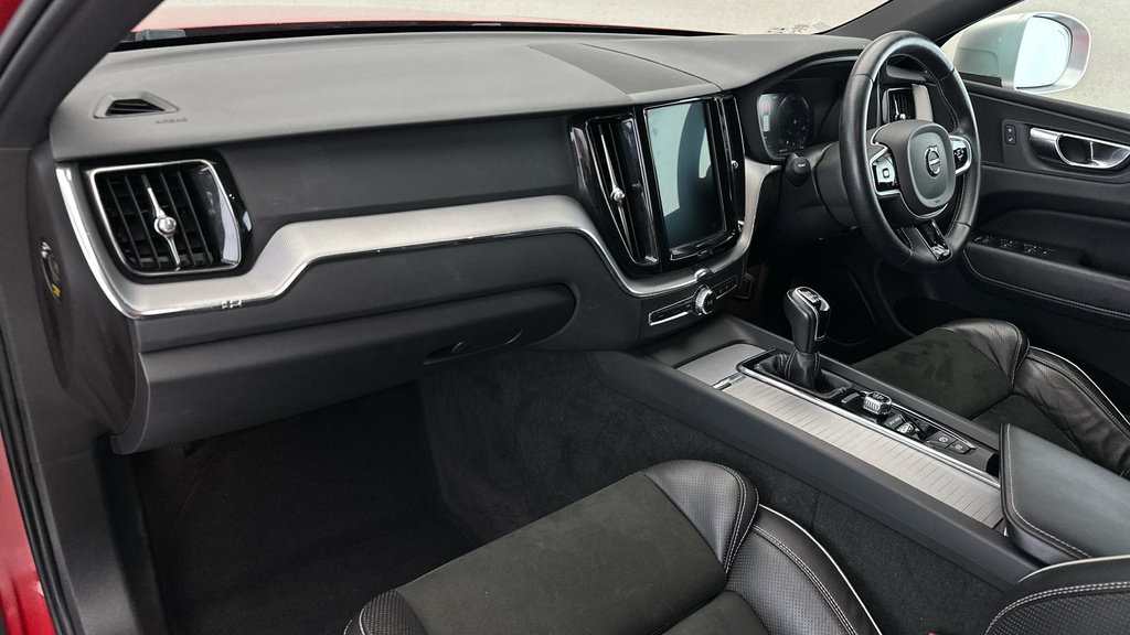 Volvo XC60 T4 Edition Blue #13