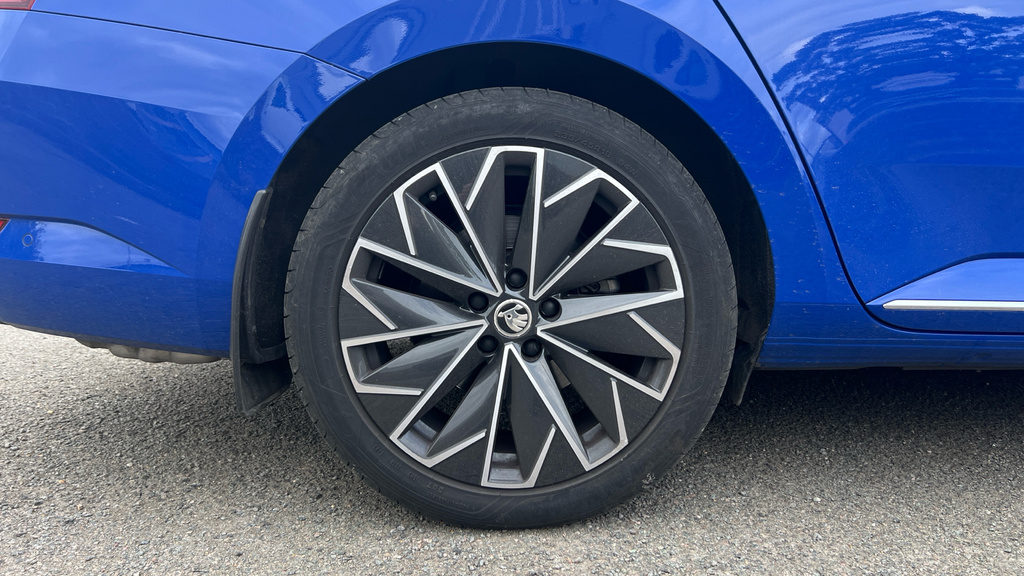 Skoda Superb Se L Blue #23