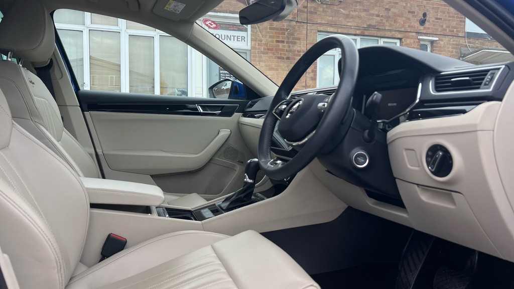 Skoda Superb Se L Blue #33