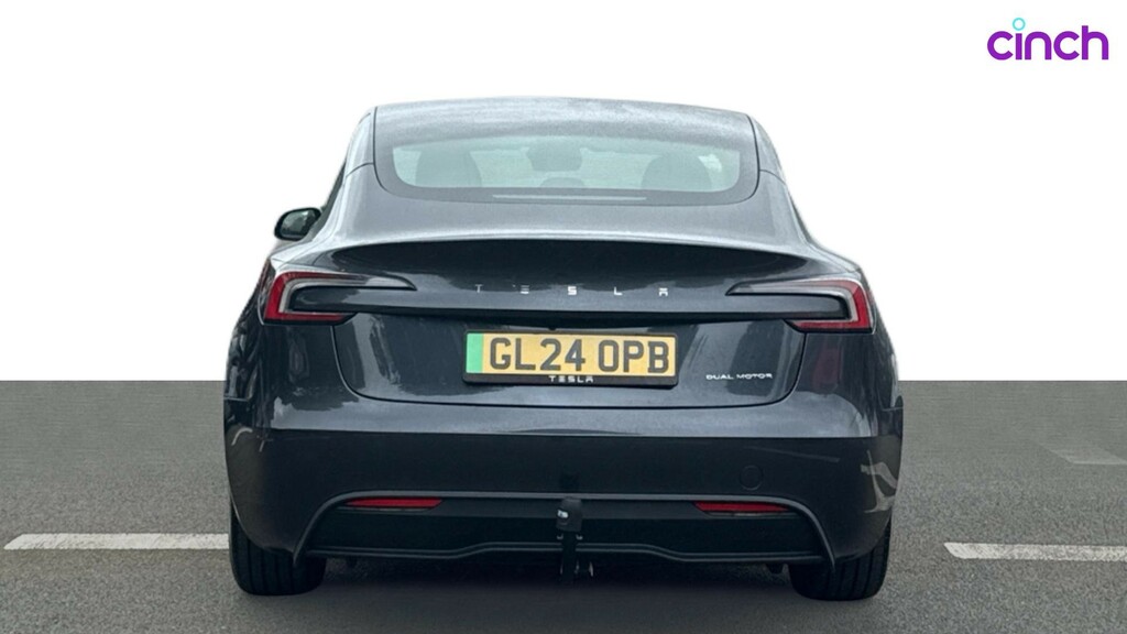 Tesla Model 3 Saloon White #4