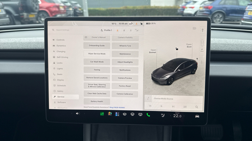 Tesla Model 3 Saloon White #22