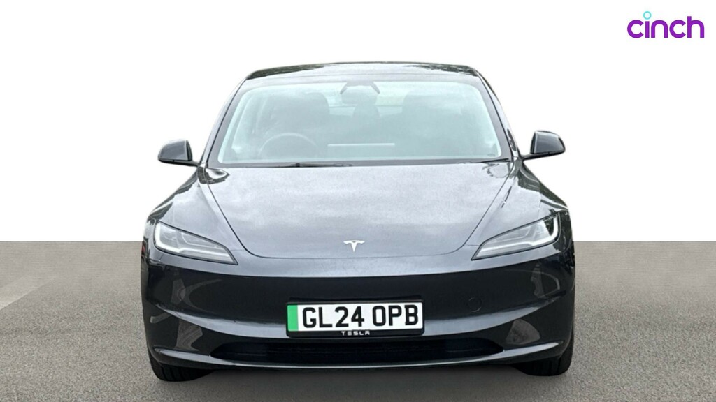 Tesla Model 3 Saloon White #8
