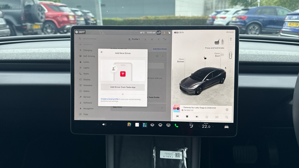 Tesla Model 3 Saloon White #38