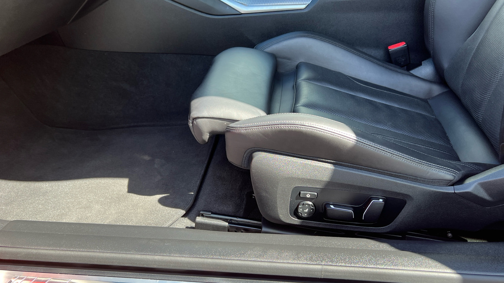 BMW M4 Xdrive Convertible Grey #37