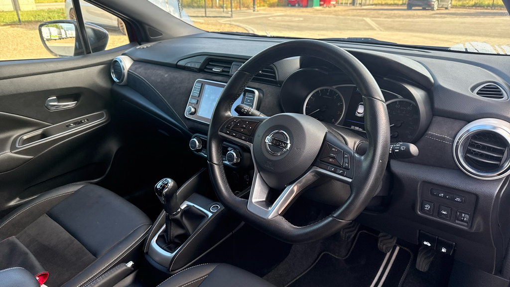 Nissan Micra Acenta White #9