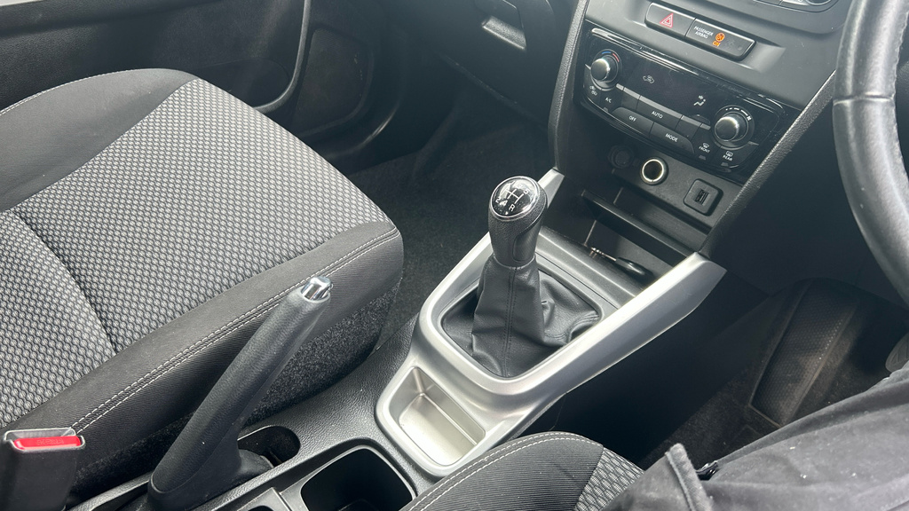 Suzuki Vitara Sz4 1.6 Black #27
