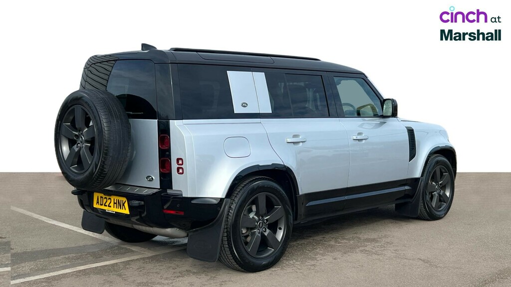 Land Rover Defender 2L X-dynamic Hse Black #3
