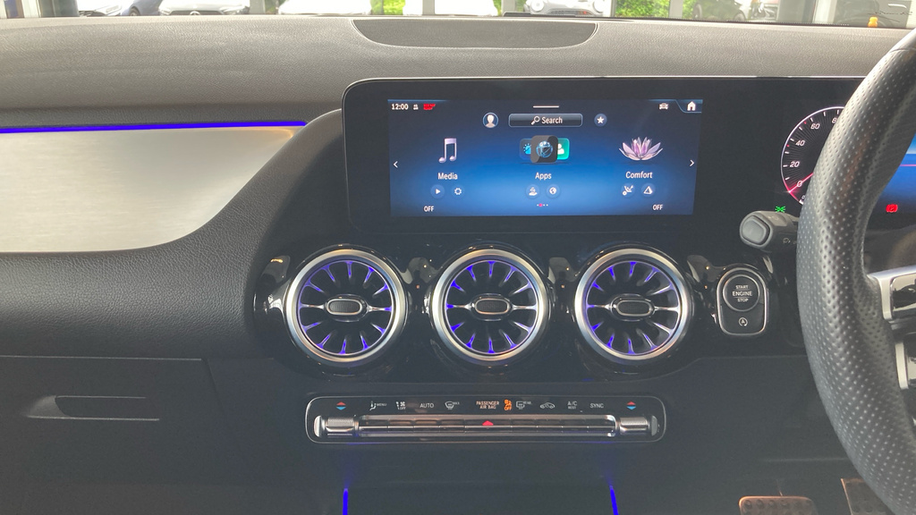 Mercedes-Benz GLA Class Suv  #12