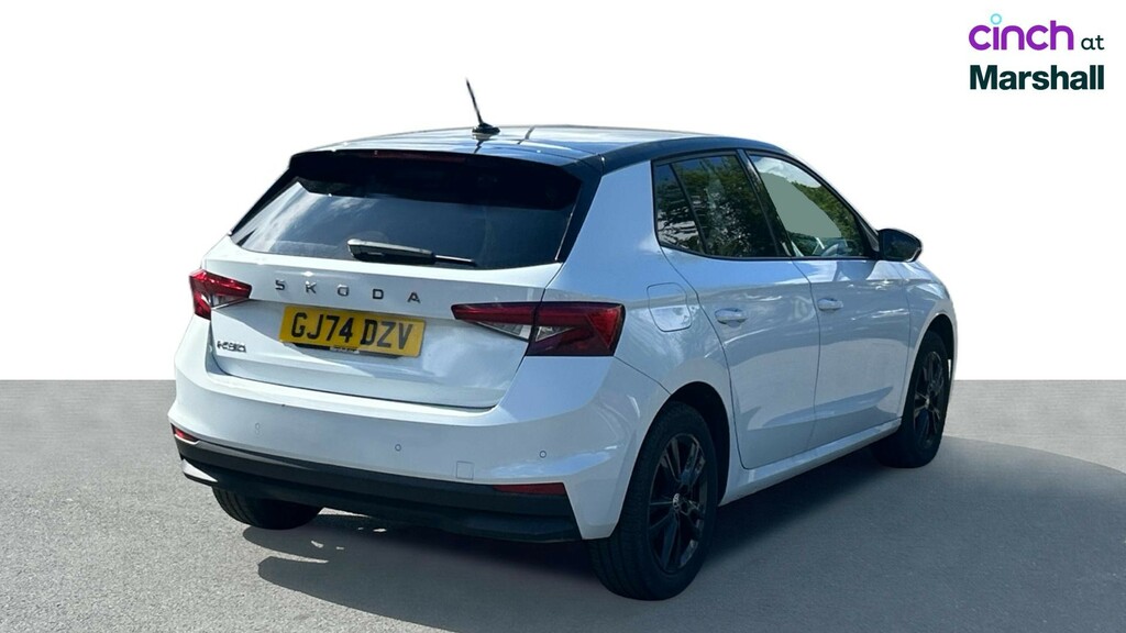 Skoda Fabia Design Edition White #3