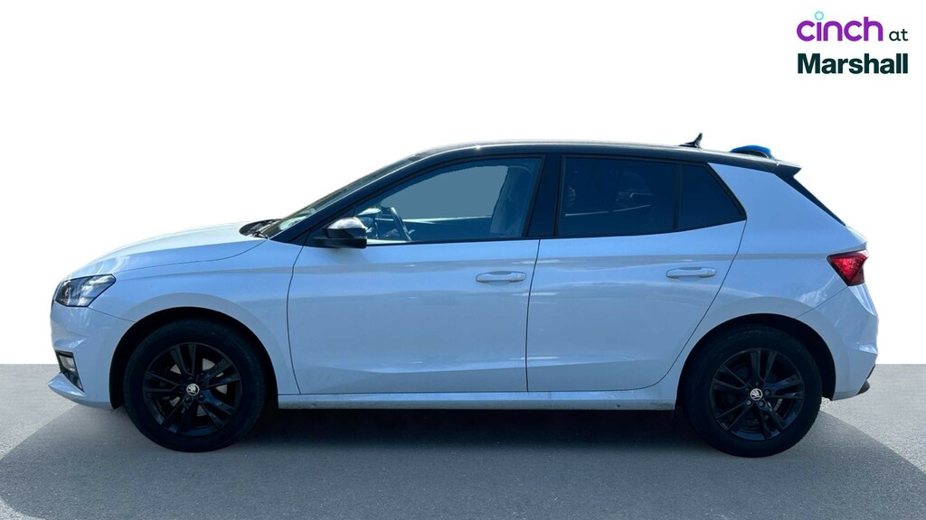 Skoda Fabia Design Edition White #2