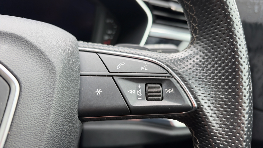 Audi Q3 Technik 35 Tdi 150 Ps S Tronic Black #37