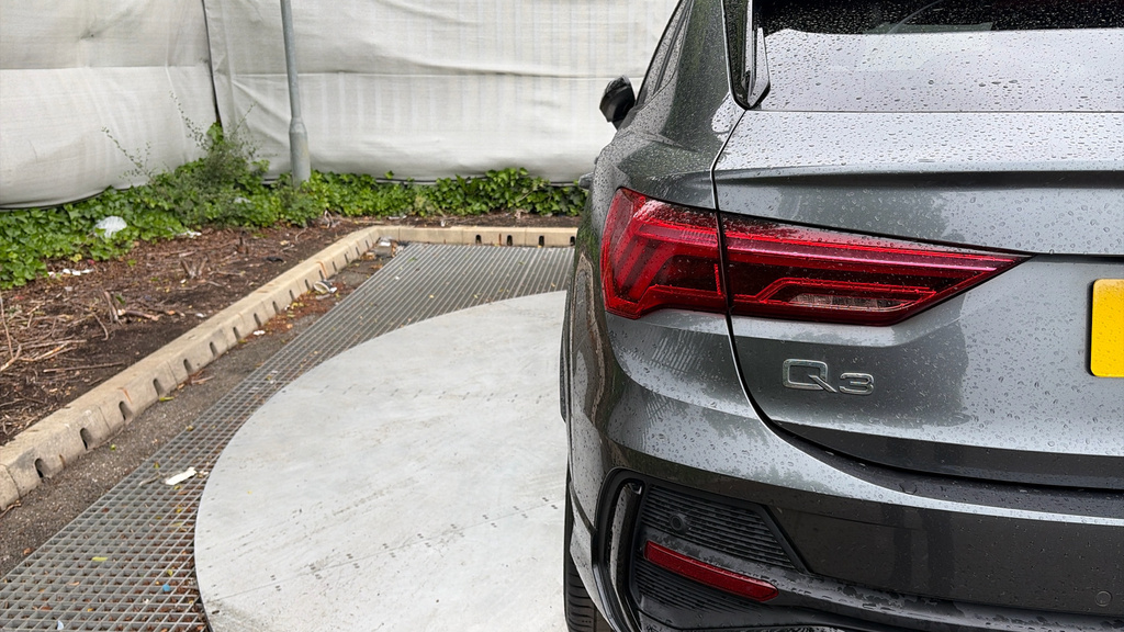 Audi Q3 Technik 35 Tdi 150 Ps S Tronic Black #49