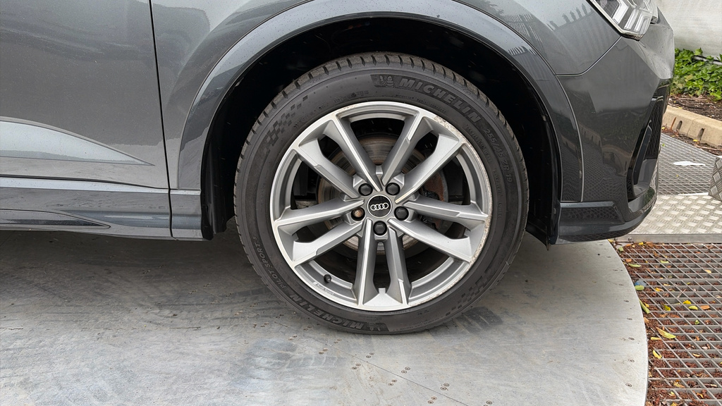 Audi Q3 Technik 35 Tdi 150 Ps S Tronic Black #33