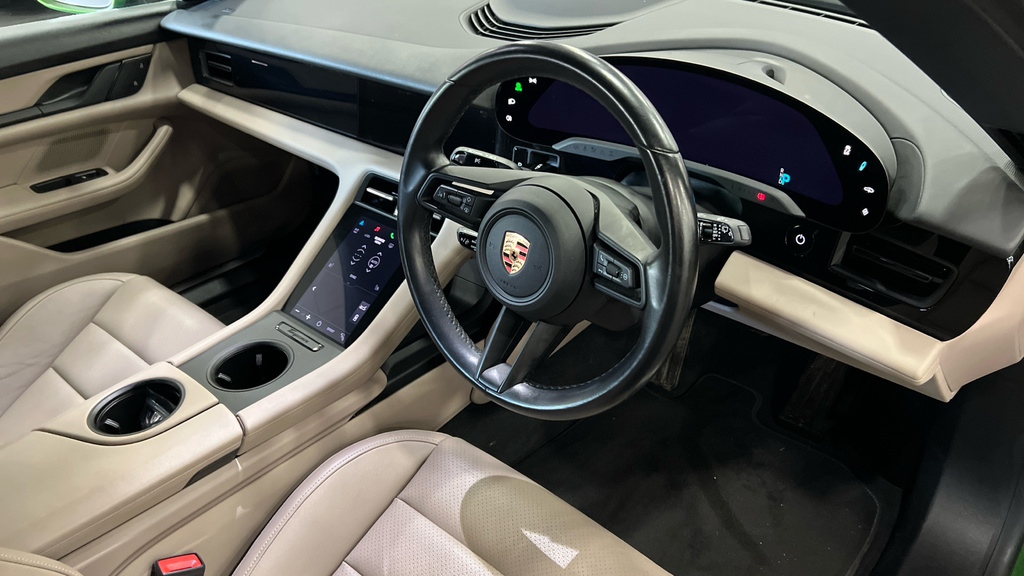 Porsche Taycan Base  #10