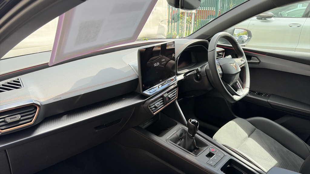 Cupra Leon Hatch Vz3 1.5 E-hybrid 272 6-Speed Grey #14