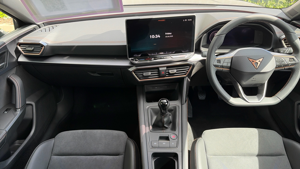 Cupra Leon Hatch Vz3 1.5 E-hybrid 272 6-Speed Grey #15