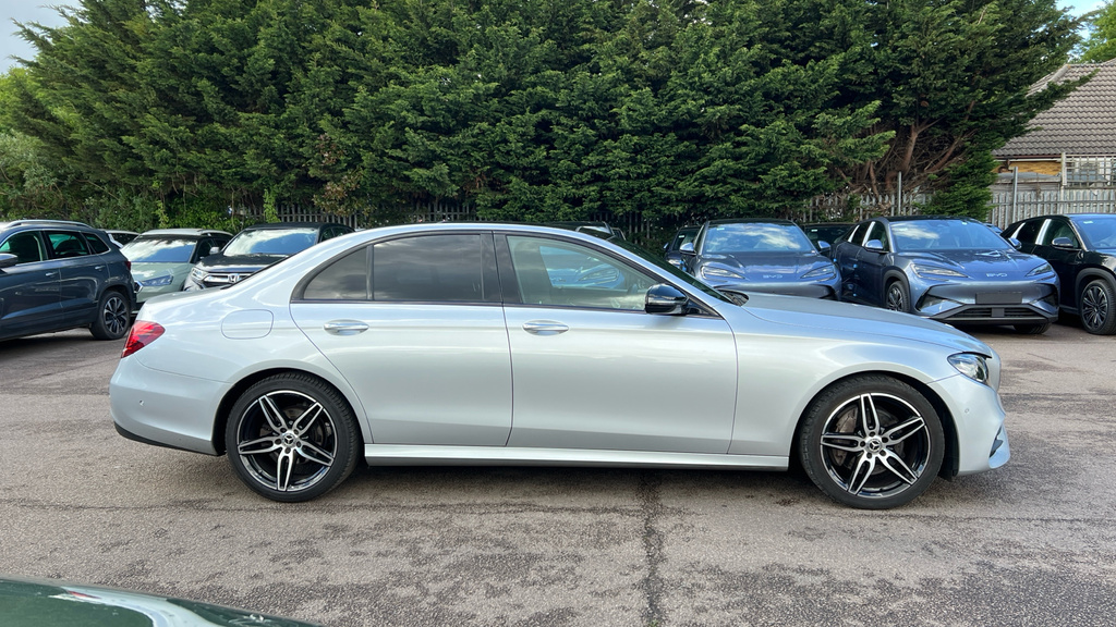 Mercedes-Benz E Class Amg Line Black #2