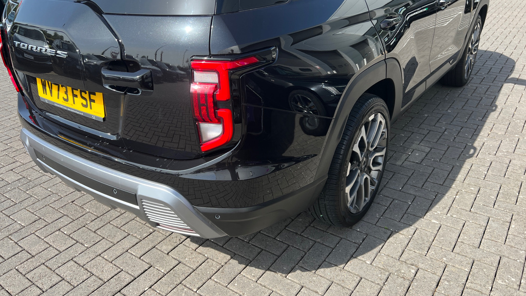 SsangYong Torres K40 Auto Black #52