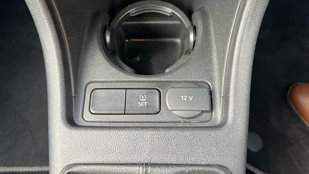 Volkswagen Up R-line White #14