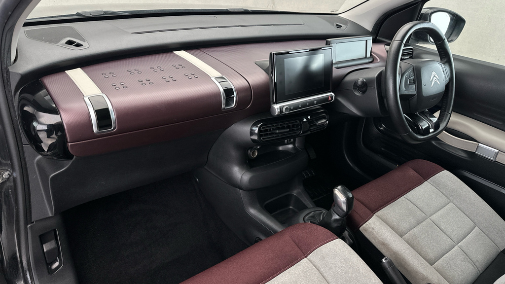 Citroen C4 Cactus Hatchback 1.2 Puretech Feel Edition 201818 Black #11