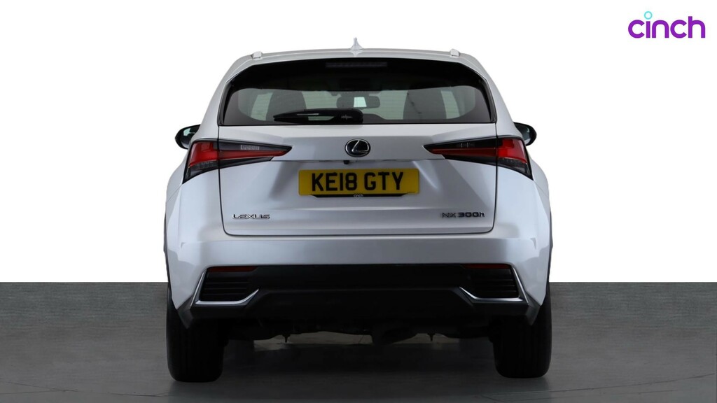 Lexus NX 300H Se White #4