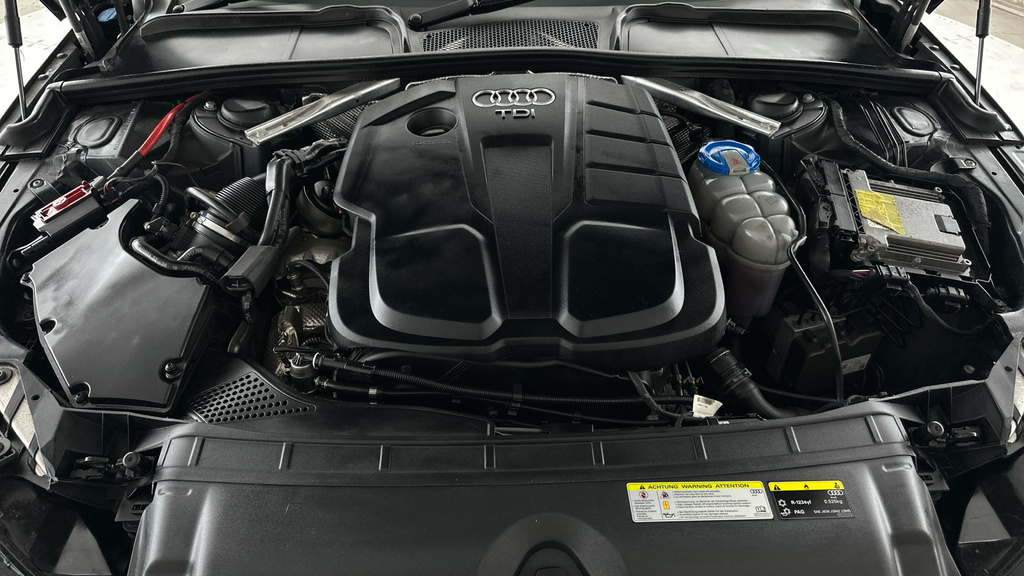 Audi A4 Avant 2.0 Tdi 40 Black Grey #23