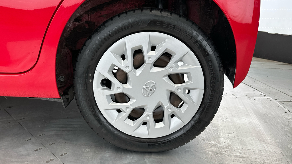 Toyota Aygo X X-play Red #21