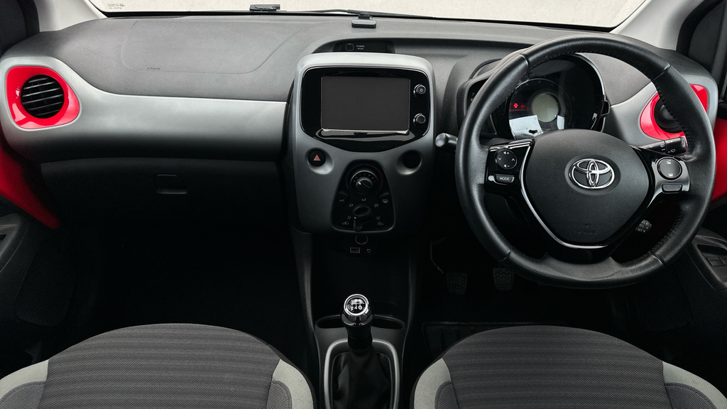 Toyota Aygo X X-play Red #11