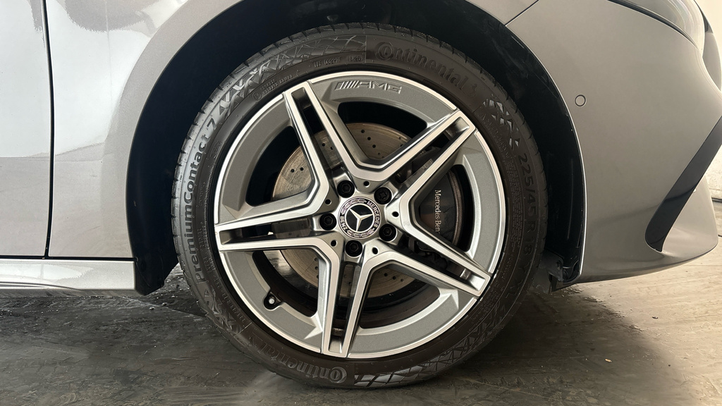 Mercedes-Benz A Class Hatchback White #24