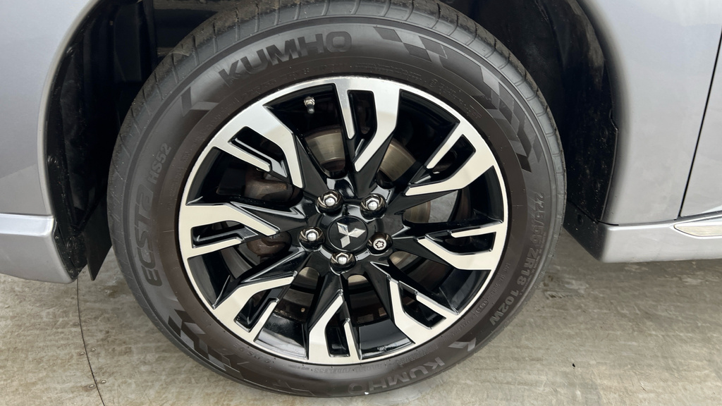 Mitsubishi Outlander #25