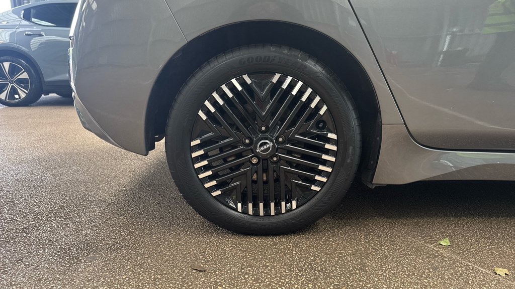 Nissan Leaf 40Kwh N-connecta Grey #19