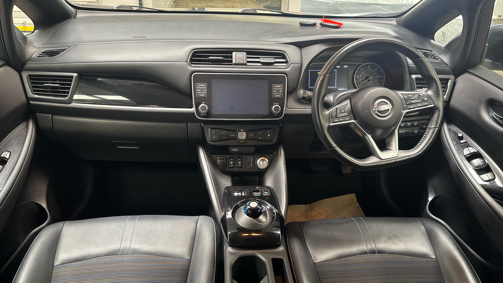 Nissan Leaf 40Kwh N-connecta Grey #11